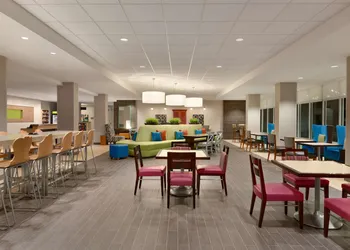 Home2 Suites By Hilton Destin hotel thumbnail 7