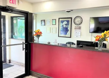 Budget Inn hotel thumbnail 2