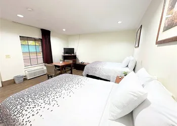Budget Inn hotel thumbnail 8