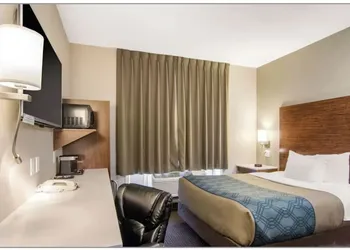 Albertan Inn hotel thumbnail 8
