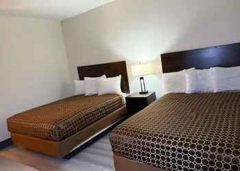 Regency Inn and Suites hotel thumbnail 7