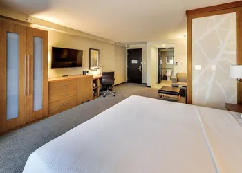 Hyatt Place Edmonton-West hotel thumbnail 2