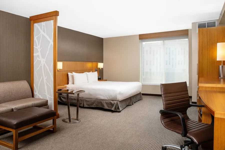 Hyatt Place Edmonton-West hotel detail image 6