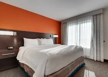 Residence Inn by Marriott Austin Airport hotel thumbnail 6