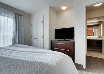 Residence Inn by Marriott Austin Airport hotel thumbnail 8