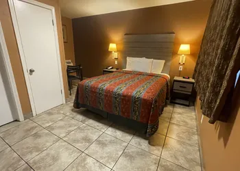 New Corral Motel hotel thumbnail 3