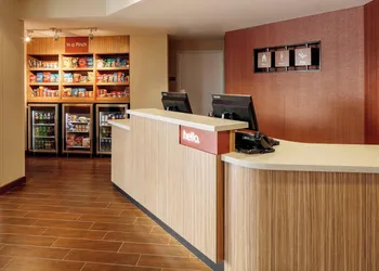 Towneplace Suites Kansas City Airport hotel thumbnail 4