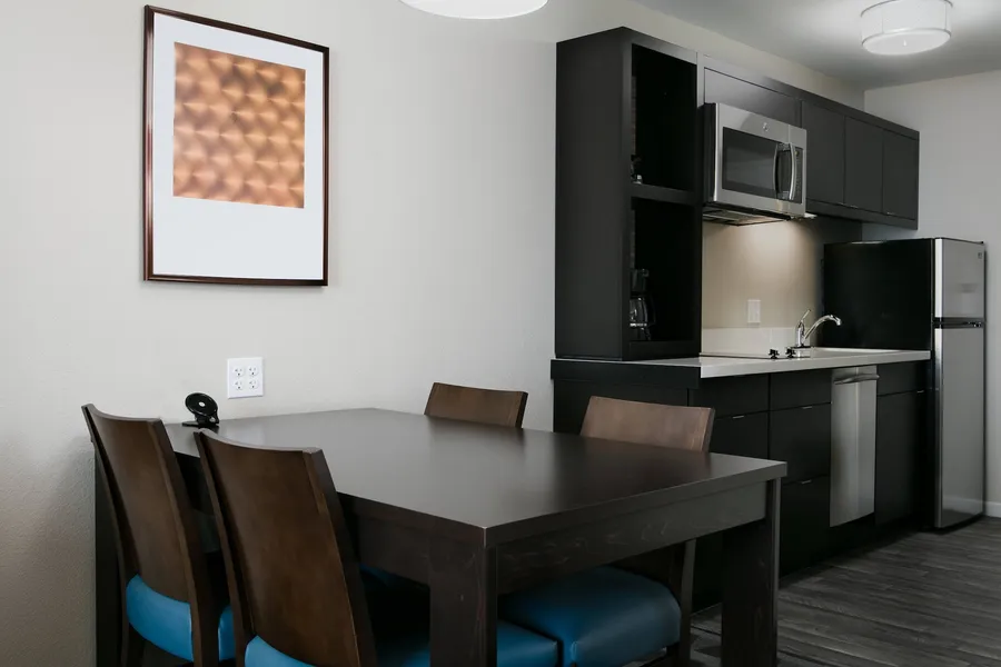 Towneplace Suites Kansas City Airport hotel detail image 6