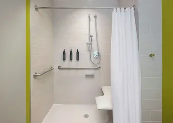 Aloft Wichita hotel thumbnail 8