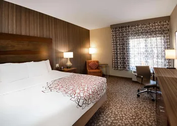 La Quinta Inn & Suites by Wyndham Durango hotel thumbnail 8