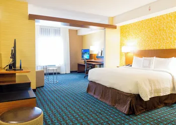 Fairfield Inn & Suites by Marriott Dickson hotel thumbnail 4