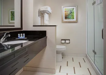 Fairfield Inn & Suites by Marriott Dickson hotel thumbnail 8