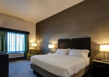 Holiday Inn Express & Suites Gatesville - N. Ft Hood by IHG hotel thumbnail 3