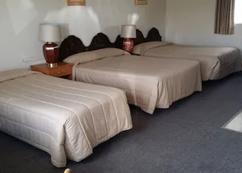 Tahitian Motor Inn hotel thumbnail 4