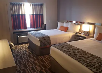 Microtel Inn & Suites By Wyndham Perry hotel thumbnail 2
