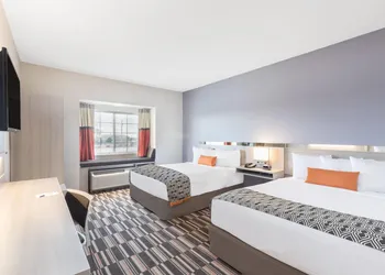 Microtel Inn & Suites By Wyndham Perry hotel thumbnail 8