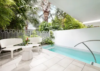 H2O Suites - Adults Only hotel thumbnail 7