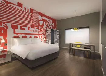 Radisson RED Minneapolis Downtown hotel thumbnail 8