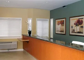 Pleasant Inn hotel thumbnail 2