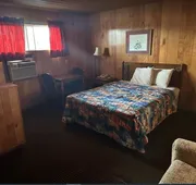 Love Hotels Western Holiday by OYO at Harlan Lake NE hotel detail image 5