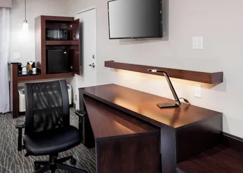 Courtyard by Marriott Dallas Plano/Richardson hotel thumbnail 7