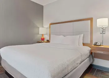 Hampton Inn & Suites Columbus Scioto Downs hotel thumbnail 6
