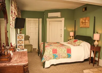 Vandiver Inn hotel thumbnail 6