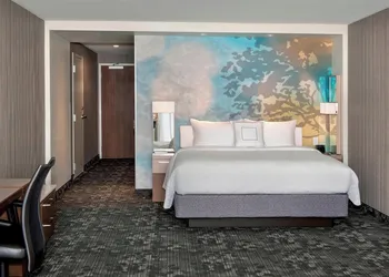 Courtyard by Marriott Schenectady at Mohawk Harbor hotel thumbnail 4
