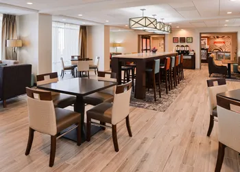 Hampton Inn El Centro hotel thumbnail 3
