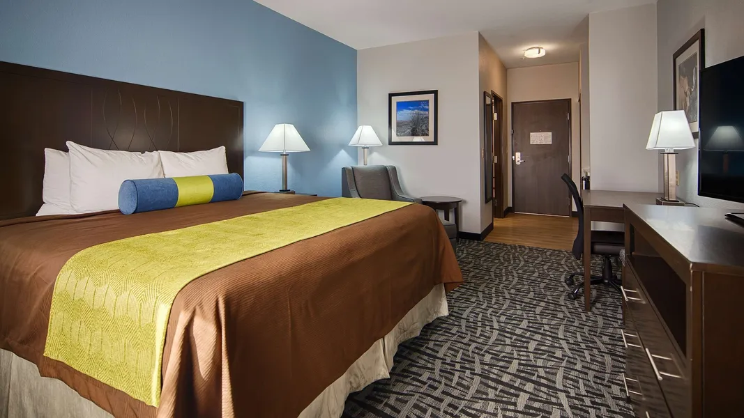 Best Western Plus Lonestar Inn & Suites hotel detail image 6