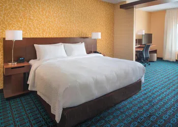 Fairfield Inn and Suites by Marriott Syracuse Carrier Circle hotel thumbnail 6