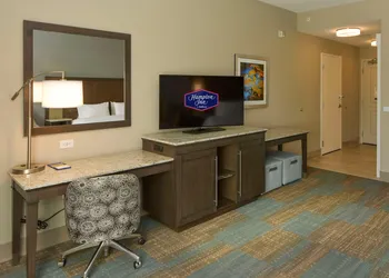 Hampton Inn Lumberton hotel thumbnail 8