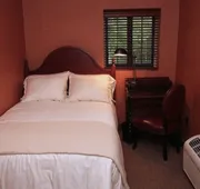 The Beaumont Inn hotel detail image 7