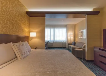 Fairfield by Marriott® Regina hotel thumbnail 7