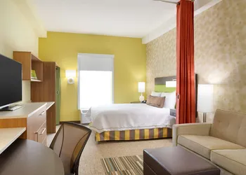 Home2 Suites by Hilton Charlotte Airport hotel thumbnail 7