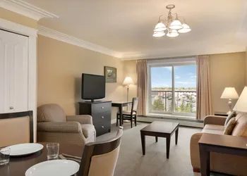 Stanton Suites Hotel Yellowknife hotel thumbnail 6