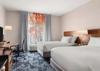 Fairfield Inn & Suites by Marriott Alexandria hotel thumbnail 5