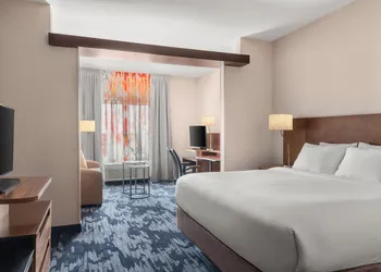 Fairfield Inn & Suites by Marriott Alexandria hotel thumbnail 6