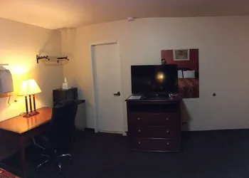 Voyager Inn hotel thumbnail 4