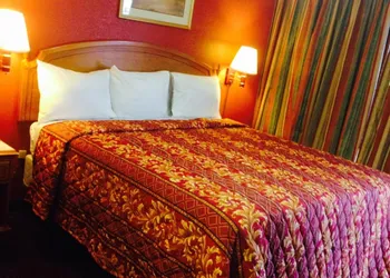 Voyager Inn hotel thumbnail 8