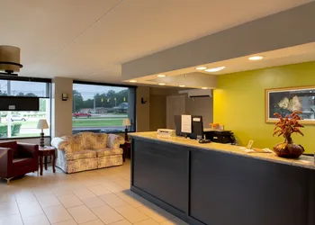 Regency Inn hotel thumbnail 2