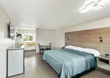Siesta Inn McAllen hotel thumbnail 4