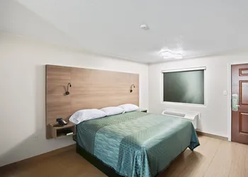 Siesta Inn McAllen hotel thumbnail 6