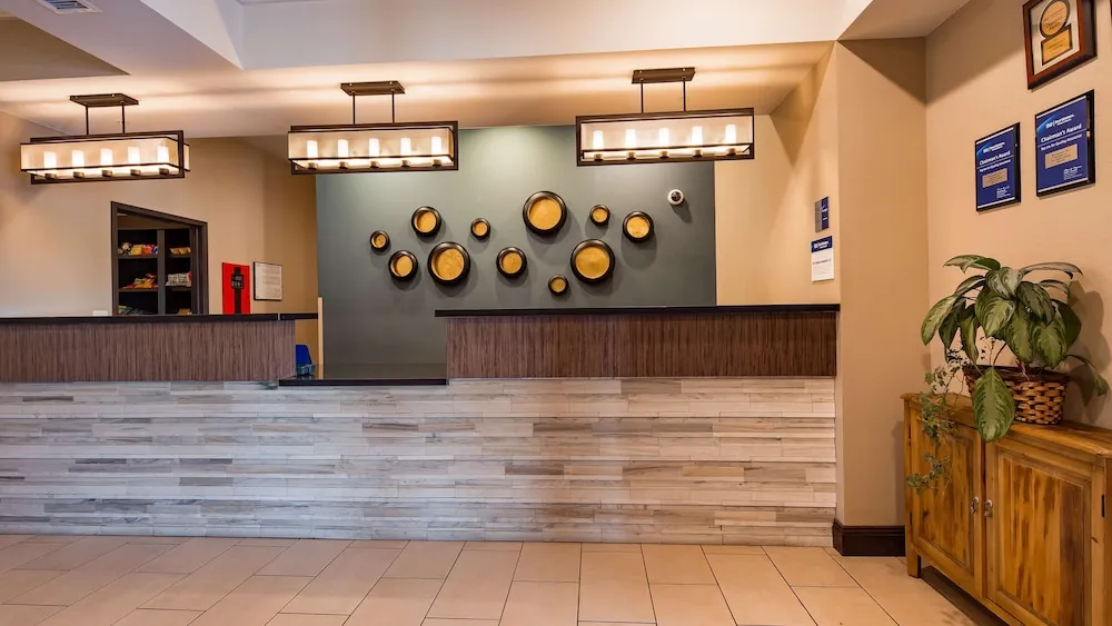 Best Western Plus Overland Inn hotel detail image 2