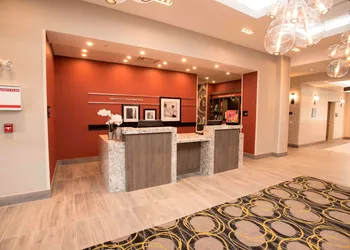 Hampton Inn & Suites by Hilton Thunder Bay hotel thumbnail 2