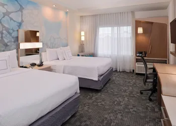 Courtyard by Marriott Toledo North hotel thumbnail 4