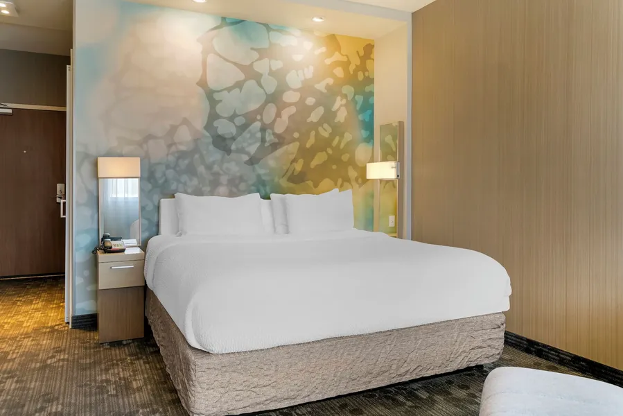 Courtyard by Marriott Toledo North hotel detail image 6
