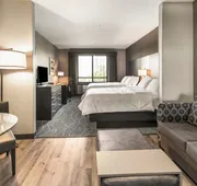 Holiday Inn & Suites Silicon Valley - Milpitas by IHG hotel detail image 5