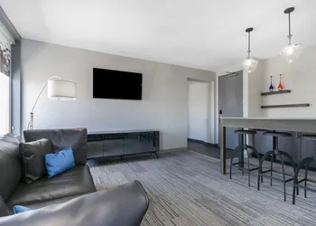 Aloft Newport On The Levee hotel thumbnail 6