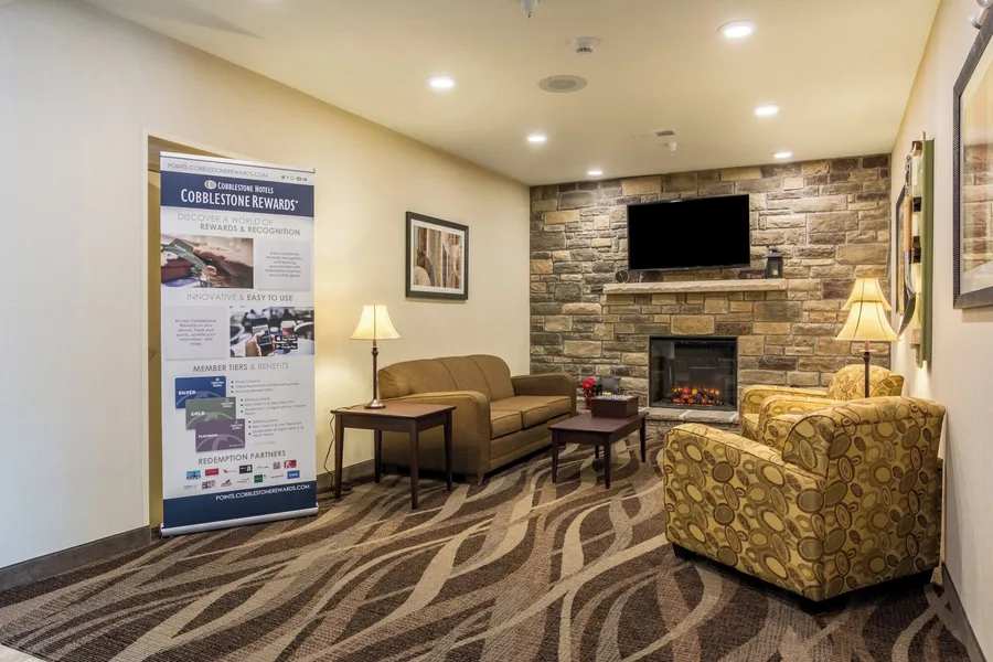 Cobblestone Hotel & Suites - Erie hotel detail image 2
